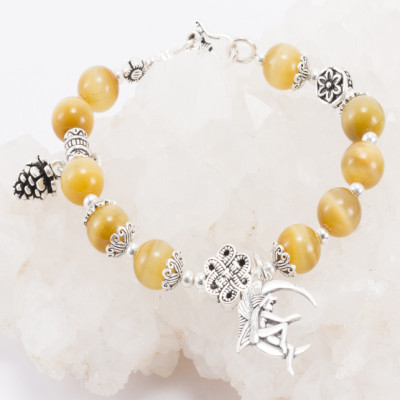 Vòng Thạch Anh Mắt Hổ Vàng Tâm Phối Charm Kết Đồng Tâm Bạc Ngọc Quý Gemstones