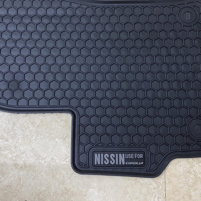 Thảm Lót Sàn Cao Su Xe Hyundai Accent 2018- 2021, 2022- Sàn Cao Su Đúc Accent Ko Mùi Mẫu Nissin chữ trắng