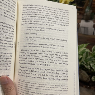 (Tủ sách Hiểu Thực Tại) Bộ tứ Ma trận truyền thông: KỸ THUẬT TUYÊN TRUYỀN TRONG THẾ CHIẾN – Harold D. Lasswell - Thảo Minh - Nhóm dịch Book Hunter – Lyceum – Nxb Đà Nẵng 