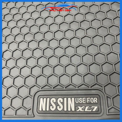 Thảm lót sàn cao su cho xe Suzuki XL7 2019-2020-2021-2022-2023 mẫu chữ trắng hàng chuẩn theo xe chịu lực tốt