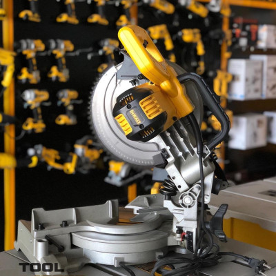MÁY CƯA ĐỂ BÀN ĐA GÓC 1650W-250MM DEWALT DW714-B1- HÀNG CHÍNH HÃNG