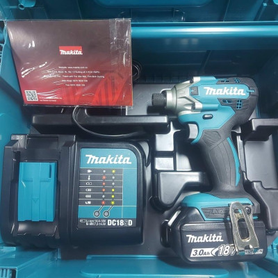 MÁY VẶN VÍT DÙNG PIN (18V)  155 N.M MAKITA DTD156SFE (01 ĐẾ SẠC NHANH 02 PIN 3.0AH) - HÀNG CHÍNH HÃNG