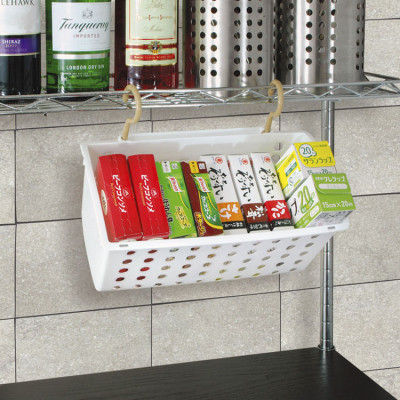 Giỏ nhựa có móc treo tiện tích Sanada Seiko, làm từ nhựa PP cao cấp dẻo, bền và chắc chắn - nội địa Nhật Bản 