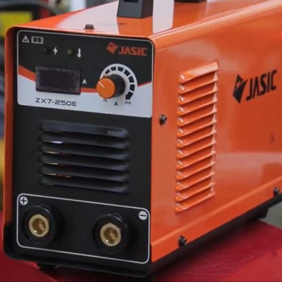 MÁY HÀN QUE ĐIỆN TỬ (2.5-4.0MM) ZX7-250E (MODEL MỚI) JASIC - HÀNG CHÍNH HÃNG