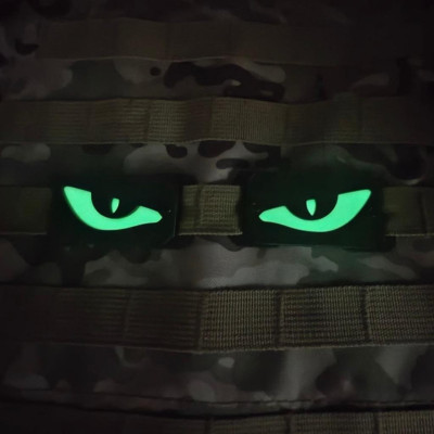 Miếng gắn molle hình đôi mắt phát sáng_Trang trí balo, mũ bảo hiểm, túi