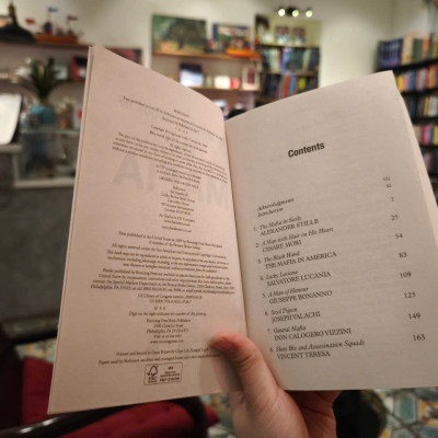 Sách - The Mammoth Book Of The Mafia - First hand accounts of life inside the mob by Nigel Cawthorne - English Book