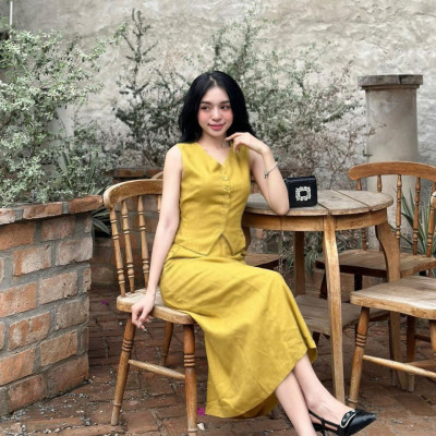 Set áo ghi lê 6 nút kèm chân váy dài