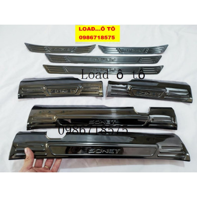 Ốp Bậc Cửa, nẹp Bước Chân Xe KIA Sonet 2022-2023 Mẫu Titan Cao Cấp