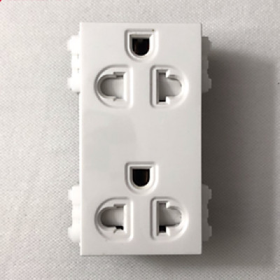 Ổ cắm đôi 3 chấu S18CCUE2 Sino Vanlock