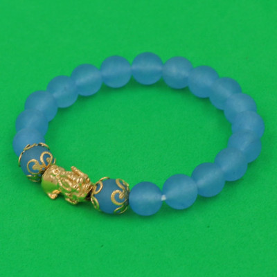 Vòng đeo tay Thạch Anh Xanh Biển Mờ 8 ly - cẩn Tỳ Hưu Phong Thủy inox vàng VTAXBMTHHKV8 - hợp mệnh Mộc, mệnh Thủy