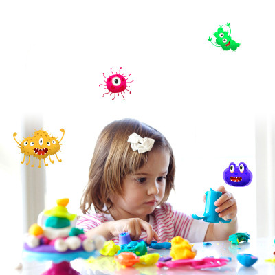 Xịt diệt khuẩn, khử mùi cho đồ chơi, bình sữa, núm ti giả Kao Nhật Bản an toàn cho bé 300ml