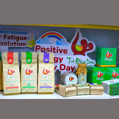 trà giúp ngủ ngon giấc đẹp da, Trà Đồng Dao bổ sung nhiều tim sen và các loại thảo dược quý hiếm giúp lấy lại giấc ngủ ngon an lành, túi 33 gói