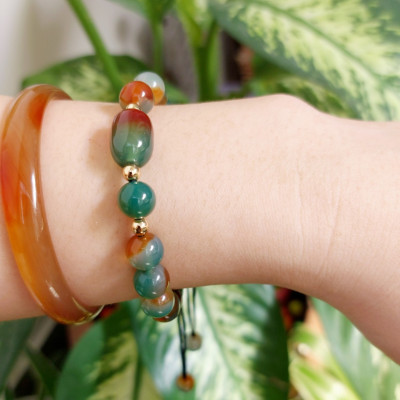 Vòng tay đá mã não tứ quý may mắn 8mm cho các bạn Nữ công sở làm trang sức