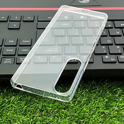Ốp lưng silicon dẻo trong suốt mỏng 0.6mm cho Sony Xperia 1, Xperia 5, 1 Mark 2/3/4/5, 5 Mark 2/3/4/5, XZ1/2/3... hiệu Ultra Thin độ trong tuyệt đối chống trầy xước - Hàng nhập khẩu