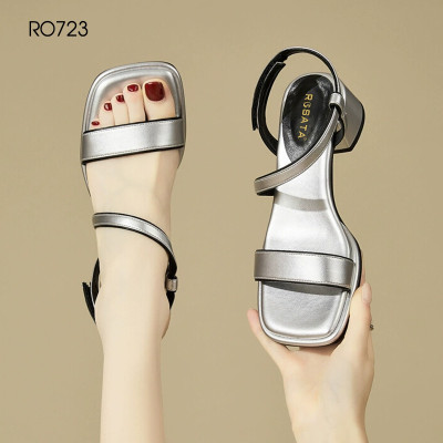 Sandal nữ quai ngang, khóa dán ROSATA RO723 -5p- Kem, bạc - BKSTORE