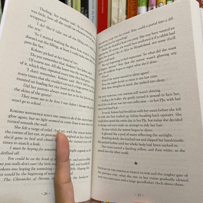 Sách - Lonely Castle in the Mirror by Mizuki Tsujimura | Fantasy Fiction / Japanese Contemporary Literature