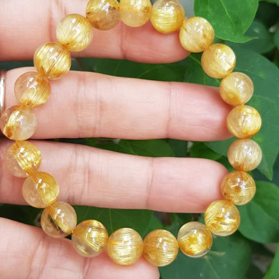 Vòng đeo tay phong thủy may mắn nữ đá thạch anh tóc vàng đồng trục tự nhiên Size vòng hạt 9mm ánh sáng rất đẹp Vòng chuẩn hợp nữ mệnh kim, mệnh thổ, mệnh Thủy ạ