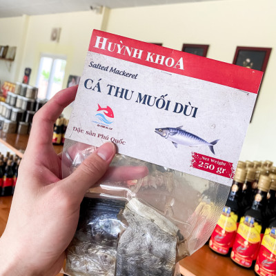 Đặc Sản Kiên Giang - Cá Thu Muối Dùi ngâm nước mắm Huỳnh Khoa - Đặc sản Phú Quốc (250gr)