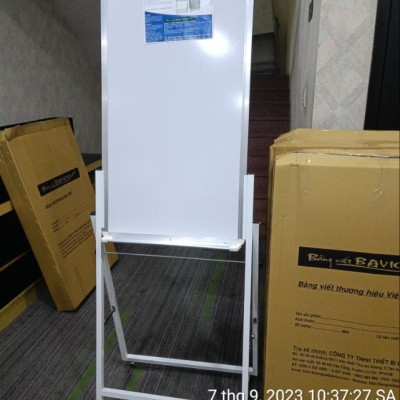 Bảng Flipchart chân gấp viết bút lông từ Laminate KT 80x120cm