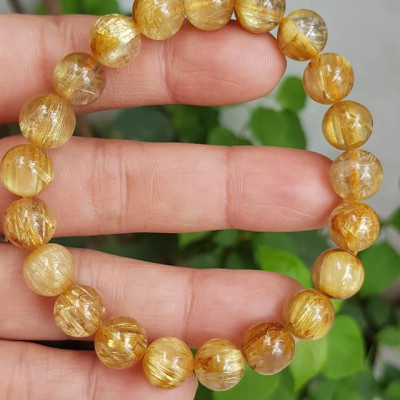 Vòng đeo tay phong thủy may mắn nữ đá thạch anh tóc vàng đồng trục tự nhiên Size vòng hạt 9mm ánh sáng rất đẹp Vòng chuẩn hợp nữ mệnh kim, mệnh thổ, mệnh Thủy ạ