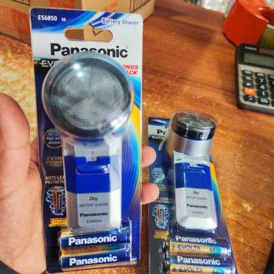 Máy cạo râu Panasonic ES6850 xuất xứ Thái Lan tặng kèm 2 Pin AA - Hàng chính hãng