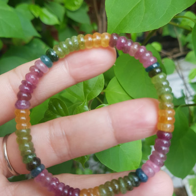 Vòng Tay Phong thủy may mắn  Chất liệu Đá Tourmaline bánh xe đẹp tự nhiên màu đẹp  Nữ tất cả các mệnh đeo vừa đẹp vừa xinh tốt cho sức khỏe ạ
