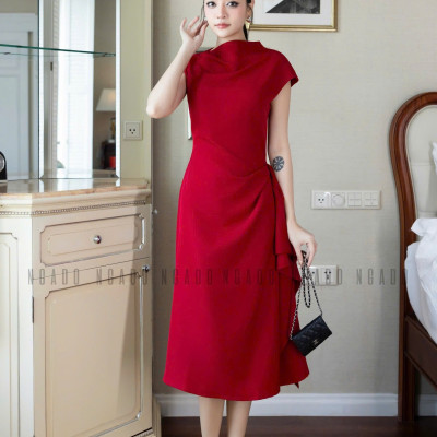 Đầm đỏ cổ cao vạt xéo NGADO