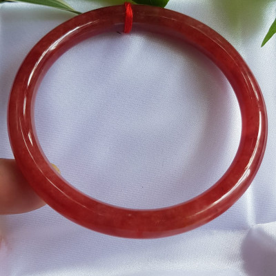 Vòng Cẩm Thạch Đỏ đẹp 58mm x chột 7mm màu đỏ đậm bóng là màu chiến thắng chuẩn hợp nữ mạng hỏa mạng thổ 55kg - 68kg đeo đẹp tay may mắn tốt sức khỏe công việc rực rỡ tài lộc ạ