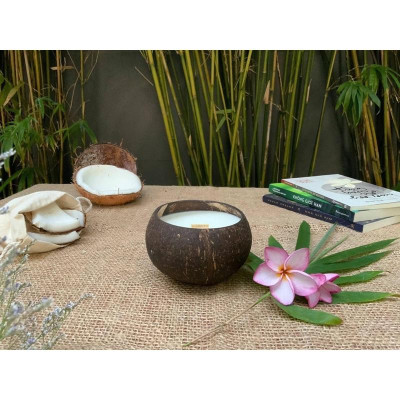 Nến Thơm Gáo Dừa - Pine & Sandalwood ( Thông & Đàn hương )