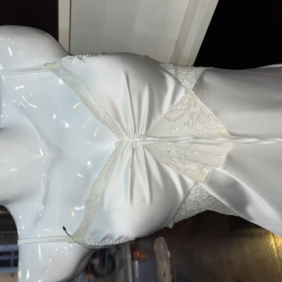 Váy Ngủ D536 Lụa Quảng Châu Mẫu Trơn Đơn Giản Xinh Xắn