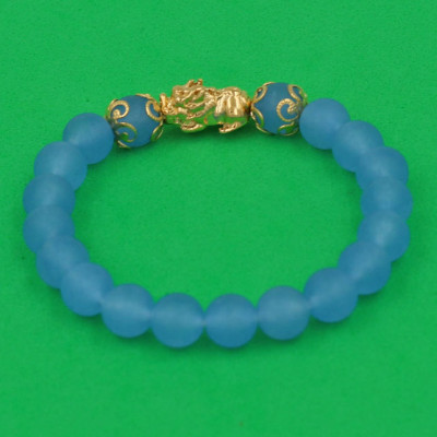 Vòng đeo tay Thạch Anh Xanh Biển Mờ 8 ly - cẩn Tỳ Hưu Phong Thủy inox vàng VTAXBMTHHKV8 - hợp mệnh Mộc, mệnh Thủy