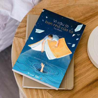 Sách - Combo 2 Cuốn: Trốn Lên Mái Nhà Để Khóc + Vì Cậu Là Bạn Nhỏ Của Tớ - AZ Việt Nam