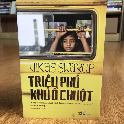 Combo sách văn học: Triệu Phú Khu Ổ Chuột + Tưởng Tượng Và Dấu Vết (tặng kèm bookmark)