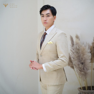 [CLASSY 2] Nguyên bộ suits 2 mảnh VÀNG BE KẺ Ô ĐẬM 2 KHUY 3 TÚI, chất vải Wool - Nobility cao cấp