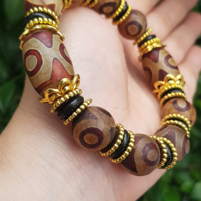 ️Vòng tay nam mã não tây tạng nâu 3 mắt kiểu Size vòng 14mm đẹp Ý nghĩa mang năng lượng tích cực may mắn cát tường cho gia chủ ạ