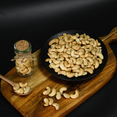 Hạt điều rang bóc vỏ 270g DGfoods/Roasted cashew without skin HVNCLCL/hạt điều bình phước/ Đặc sản Cần Thơ