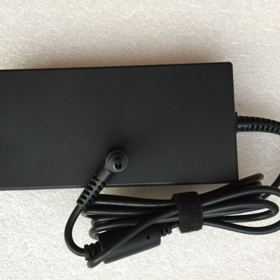 Sạc dành cho MSI Pulse GL66 GL76 12UGK Gaming Laptop 12UGK-258 240W 4.5mm TIP hàng nhập khẩu