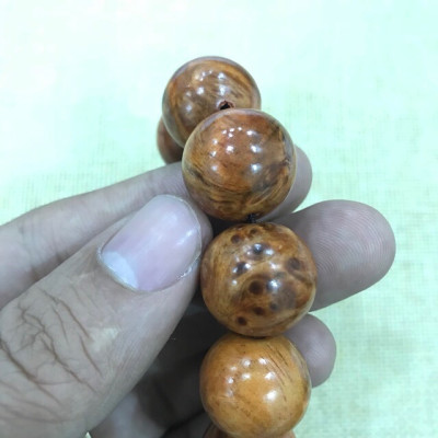 Vòng Tay Gỗ Nu Huyết Long (BH642) Trừ tà ma, giảm tai ương - đem lại tài lộc, sức khỏe, bình an - Bracelet of HAHANCO