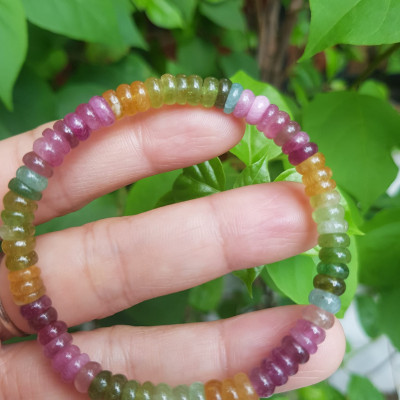 Vòng Tay Phong thủy may mắn  Chất liệu Đá Tourmaline bánh xe đẹp tự nhiên màu đẹp  Nữ tất cả các mệnh đeo vừa đẹp vừa xinh tốt cho sức khỏe ạ