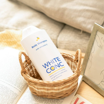 Sữa Tắm Dưỡng Trắng Da Toàn Thân Hương Yuzu White Conc (360 mL)