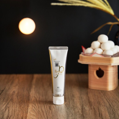 Kem Đánh Trắng Răng Cao Cấp Apagard Premio 53 G