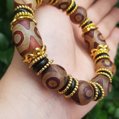 ️Vòng tay nam mã não tây tạng nâu 3 mắt kiểu Size vòng 14mm đẹp Ý nghĩa mang năng lượng tích cực may mắn cát tường cho gia chủ ạ