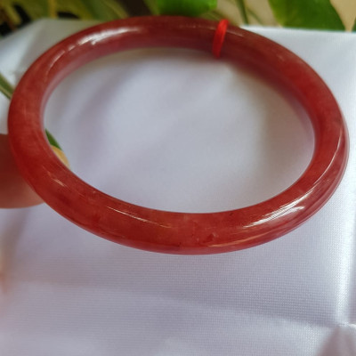 Vòng Cẩm Thạch Đỏ đẹp 58mm x chột 7mm màu đỏ đậm bóng là màu chiến thắng chuẩn hợp nữ mạng hỏa mạng thổ 55kg - 68kg đeo đẹp tay may mắn tốt sức khỏe công việc rực rỡ tài lộc ạ
