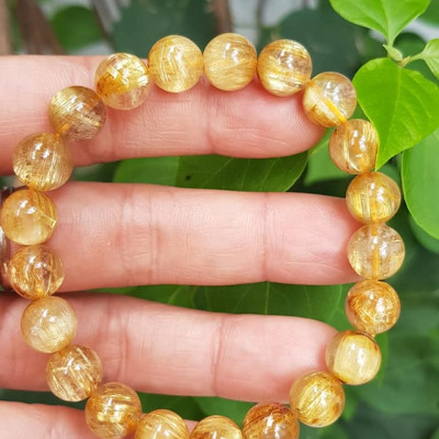 Vòng đeo tay phong thủy may mắn nữ đá thạch anh tóc vàng đồng trục tự nhiên Size vòng hạt 9mm ánh sáng rất đẹp Vòng chuẩn hợp nữ mệnh kim, mệnh thổ, mệnh Thủy ạ