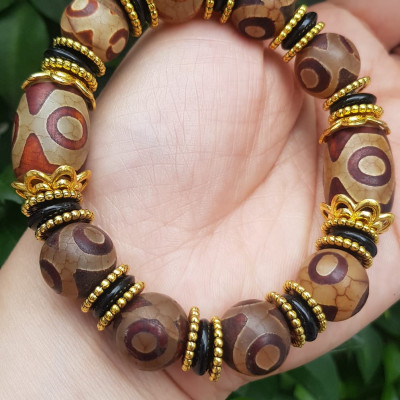 ️Vòng tay nam mã não tây tạng nâu 3 mắt kiểu Size vòng 14mm đẹp Ý nghĩa mang năng lượng tích cực may mắn cát tường cho gia chủ ạ