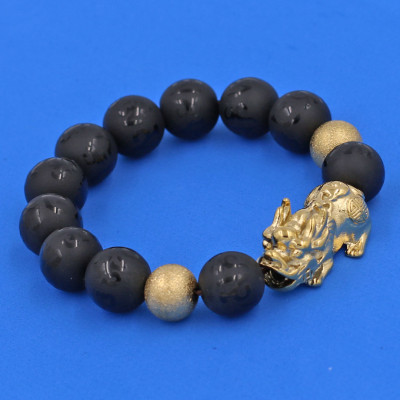 Vòng chuỗi đeo tay đá thạch anh đen mờ khắc lục tự chân ngôn 14 ly ( size lớn ) charm tỳ hưu và bi inox vàng, vòng tay chuỗi hạt