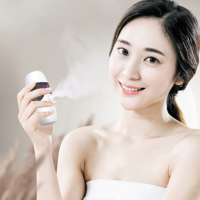 MÁy phun sương nano mini cầm tay dễ thương ( giao mẫu ngẫu nhiên) Chăm Sóc Và Làm Mát Da Mặt (BẬT: BẤM NÚT 2 LẦN)