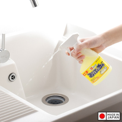 Chai xịt tẩy chống nấm mốc Rocket 300ml - Hàng Nội Địa Nhật Bản