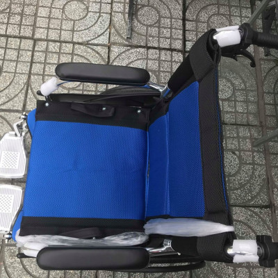 Xe Lăn Hợp Kim Nhôm Du Lịch Siêu Nhẹ Lucass X63L - màu ngẫu nhiên