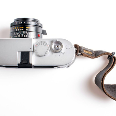 DÂY MÁY ẢNH ĐEO TAY  - CHÍNH HÃNG KHACTEN.COM